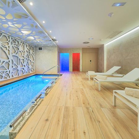 Eurostars Oasis Marbella Hotel ภายนอก รูปภาพ