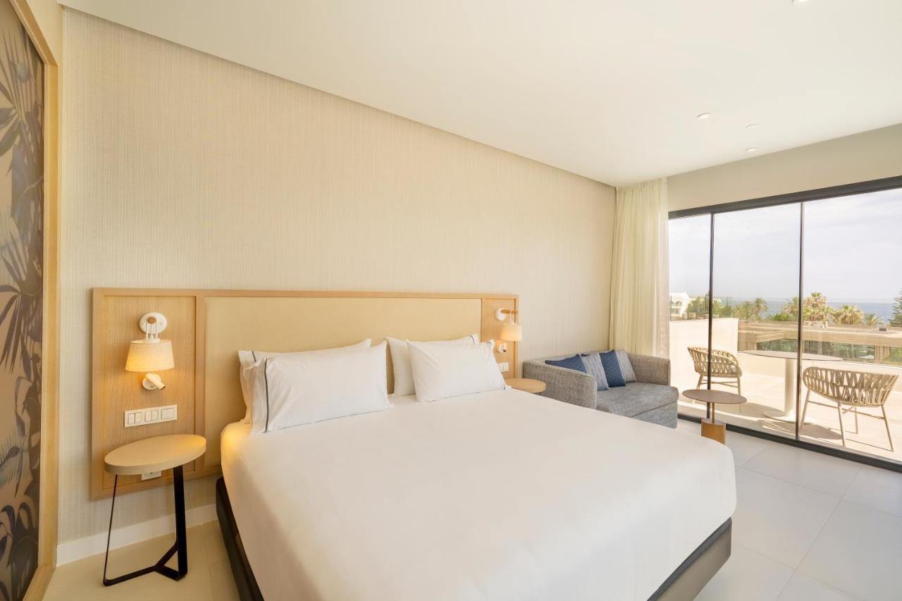 Eurostars Oasis Marbella Hotel ภายนอก รูปภาพ