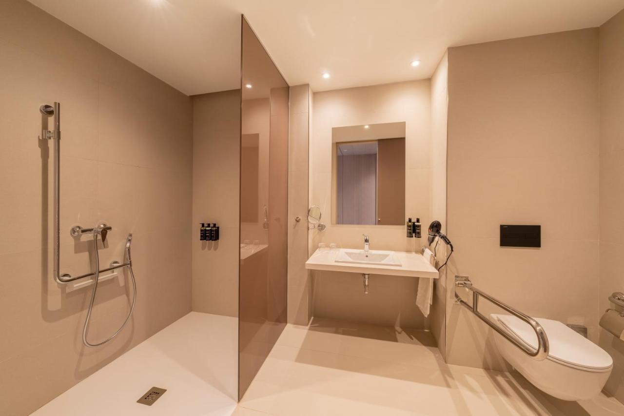 Eurostars Oasis Marbella Hotel ภายนอก รูปภาพ