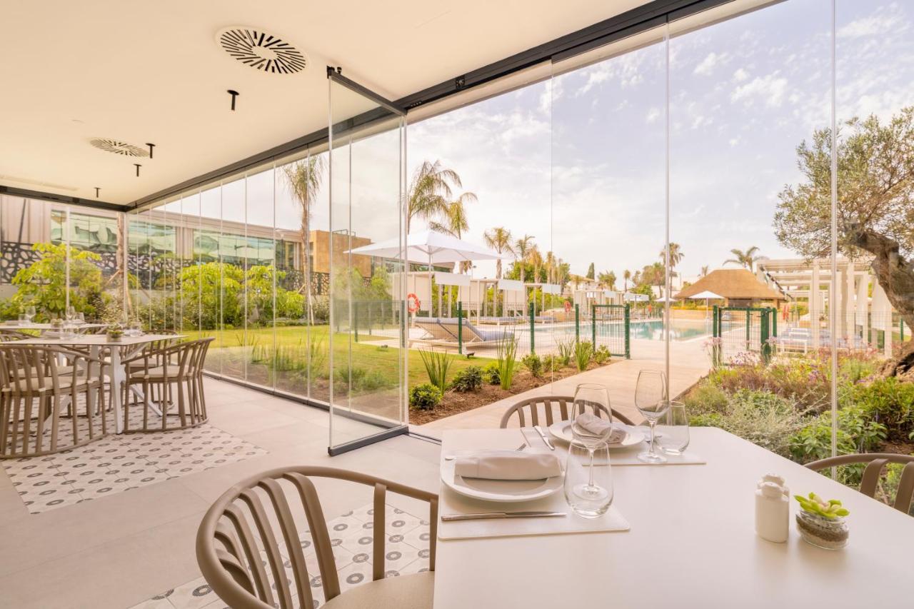 Eurostars Oasis Marbella Hotel ภายนอก รูปภาพ
