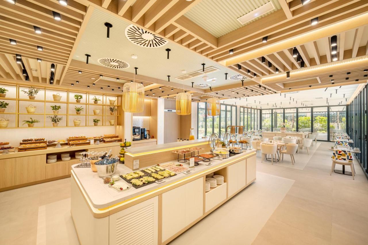 Eurostars Oasis Marbella Hotel ภายนอก รูปภาพ