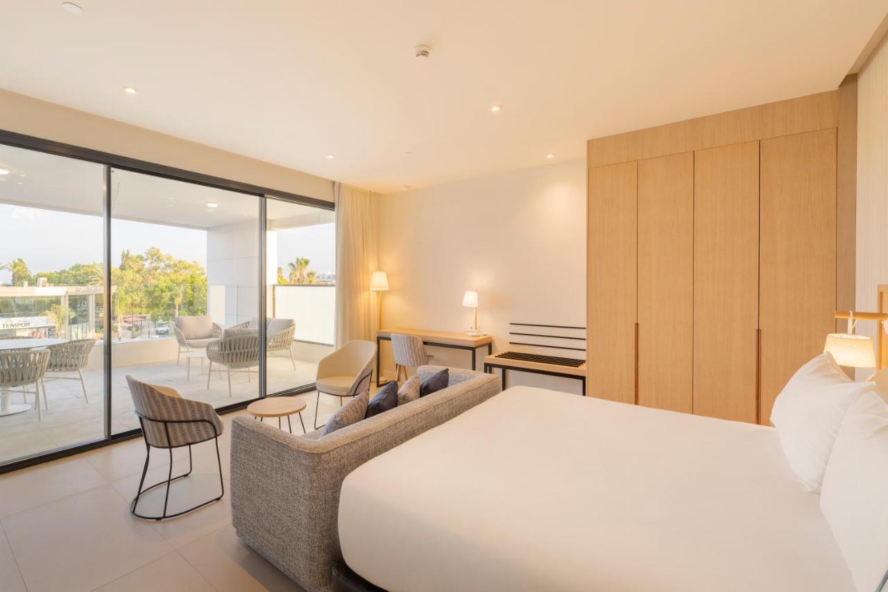 Eurostars Oasis Marbella Hotel ภายนอก รูปภาพ